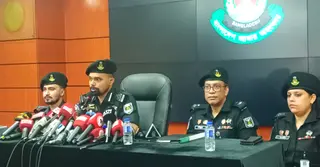 সংবাদ প্রকাশের জেরে সাংবাদিকের বাসায় গুলি; ‘ভইরা দে’ গ্রুপের ২ সদস্য গ্রেপ্তার